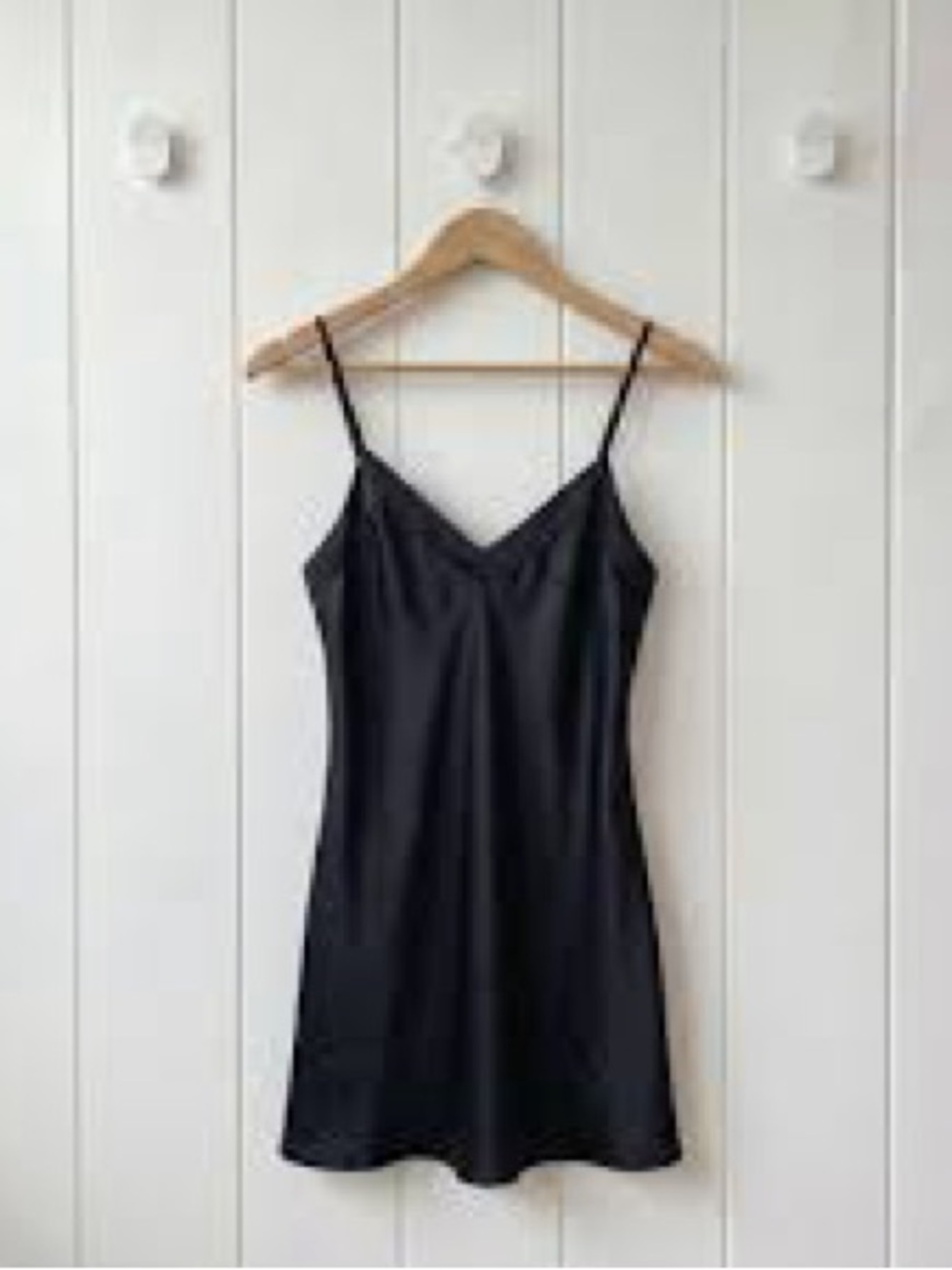 🌺5/$25🌺Coquette Girl-Classic Black Slip Dress with Spaghetti Straps